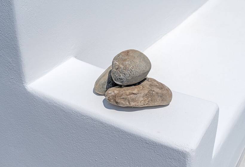 Omnia Mykonos Boutique Hotel & Suites