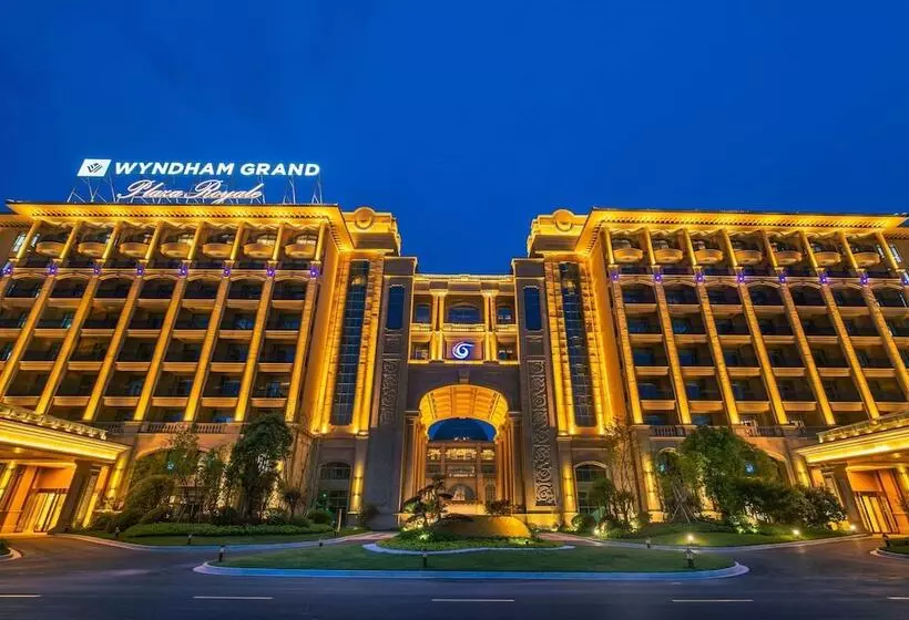 Hotelli Wyndham Grand Plaza Royale Kaicheng Anji