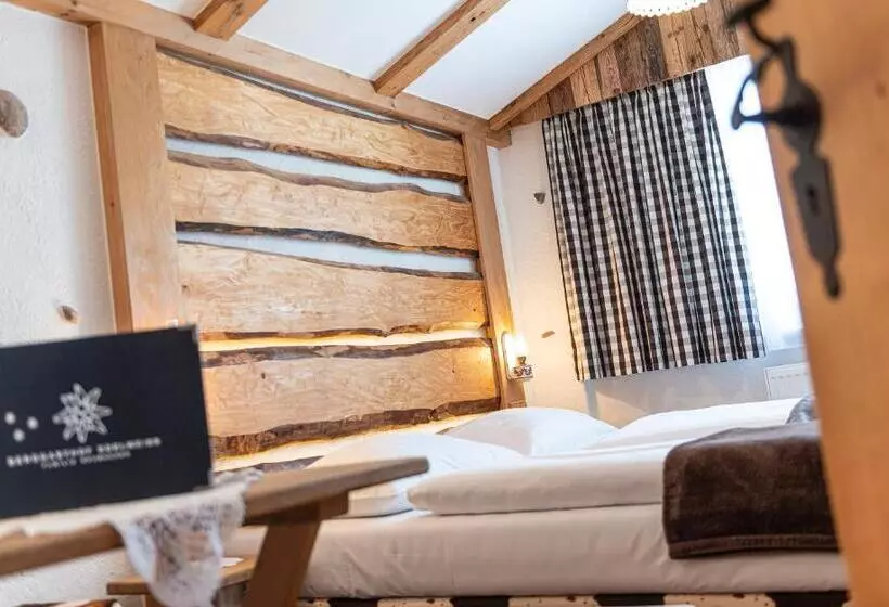 Majatalo Berggasthof Edelweiss