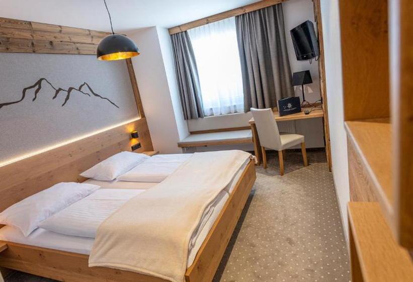 펜션 Berggasthof Edelweiss