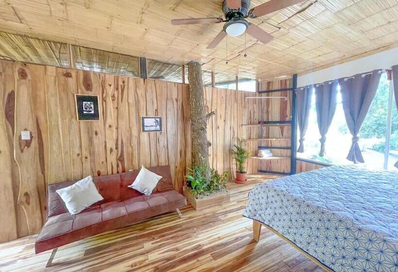 펜션 El Gato Rojas Surf Hostel