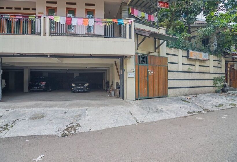 Panzió Reddoorz Near Exit Toll Pasteur 3