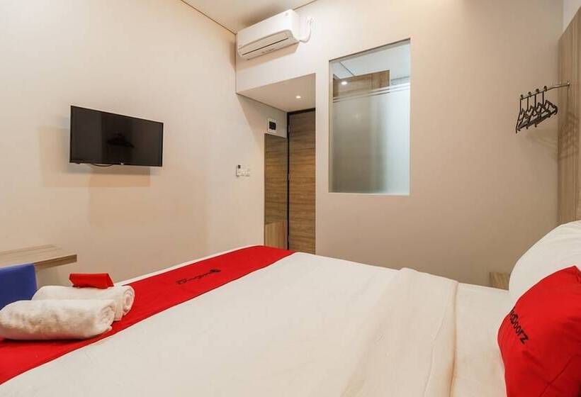 بنسيون Reddoorz Plus Near Senayan City