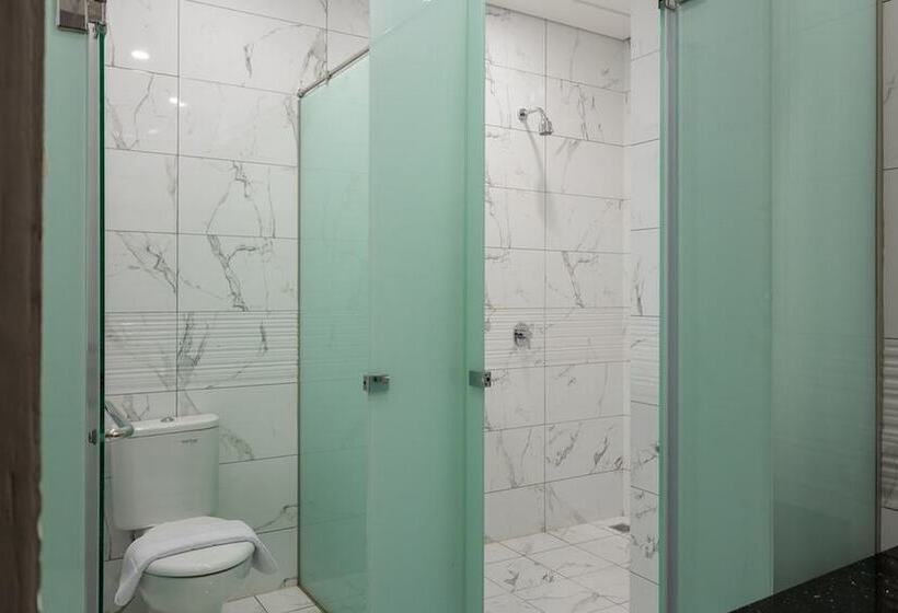 بنسيون Reddoorz Plus Near Senayan City