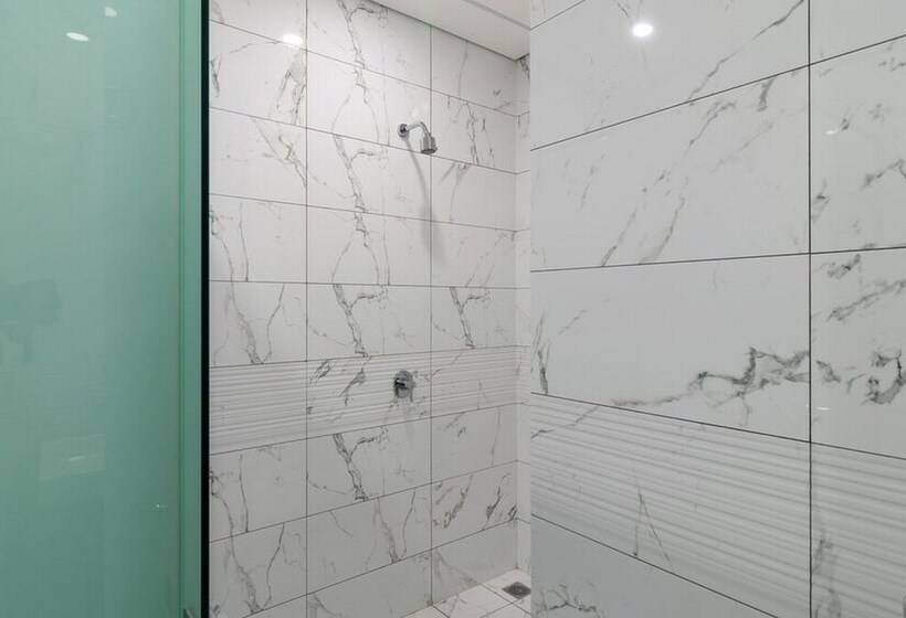 بنسيون Reddoorz Plus Near Senayan City