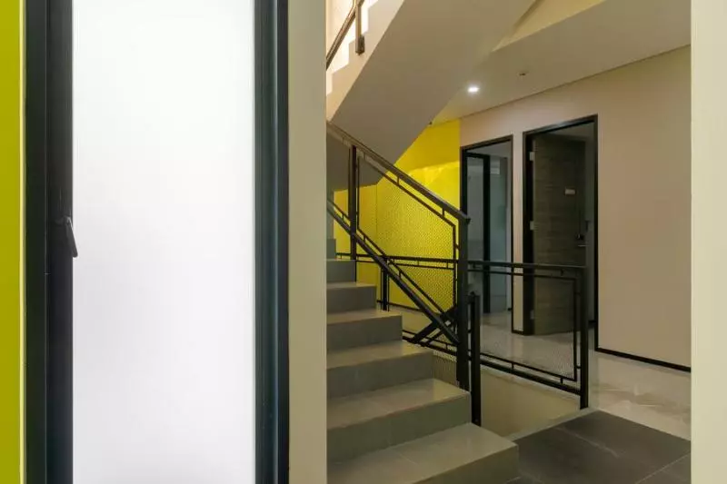 Majatalo Reddoorz Plus Near Senayan City