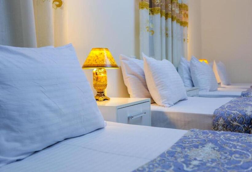 펜션 Rudakiy Guest House