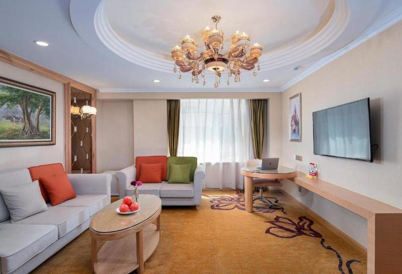 Отель Vienna International  Dalian Municipal Government