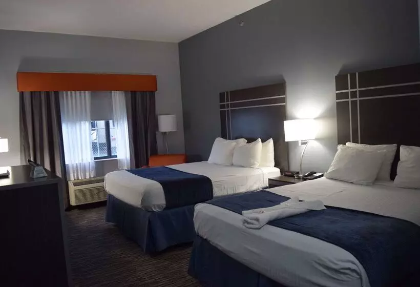 Отель Best Western Elkhart Inn & Suites