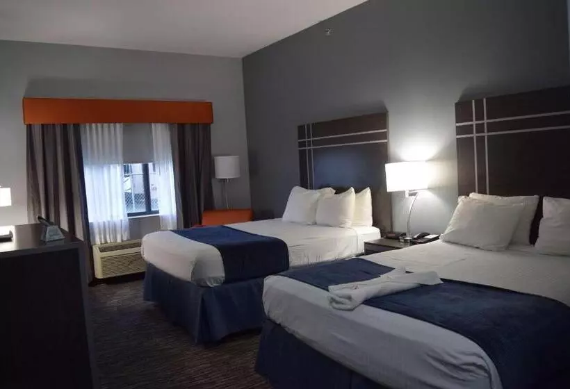 Отель Best Western Elkhart Inn & Suites