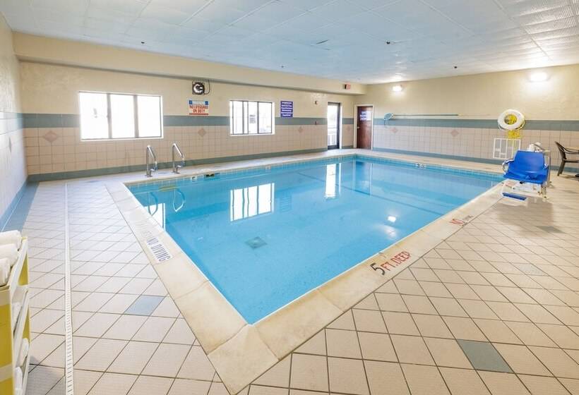 فندق Best Western Elkhart Inn & Suites