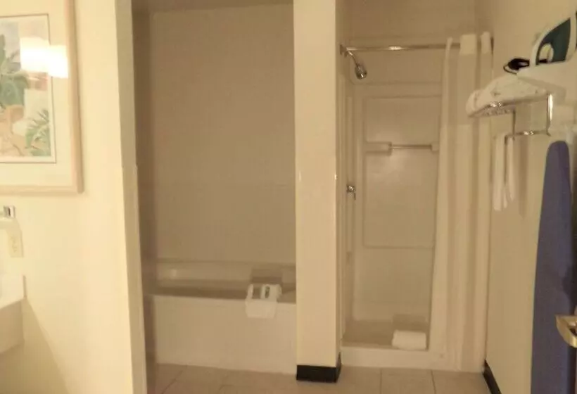 ホテル Best Western Monticello Gateway Inn