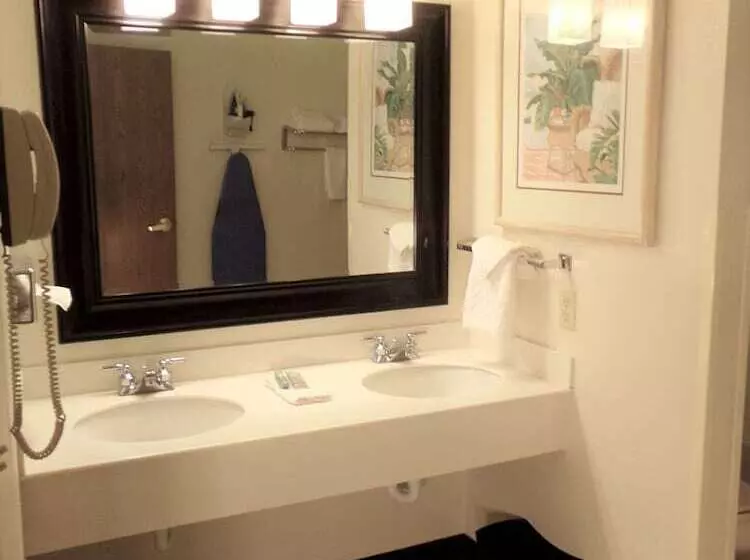 ホテル Best Western Monticello Gateway Inn