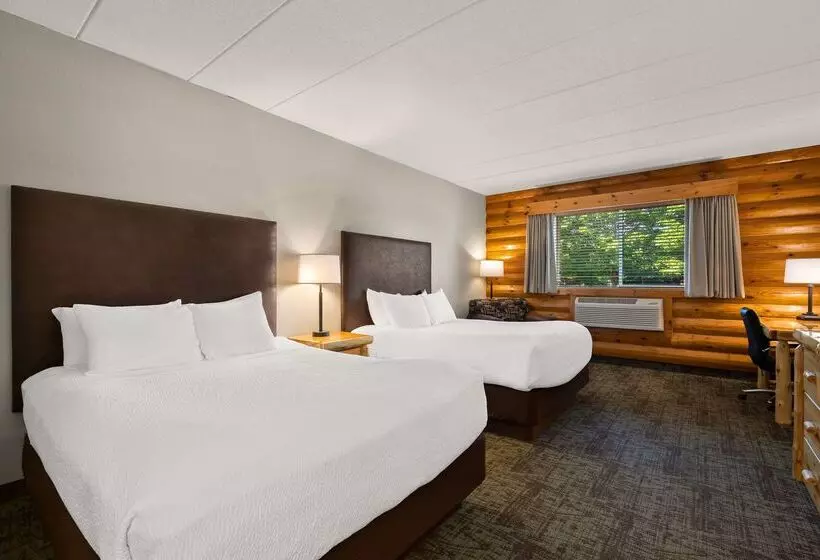 בית מלון כפרי Best Western Northwoods Lodge