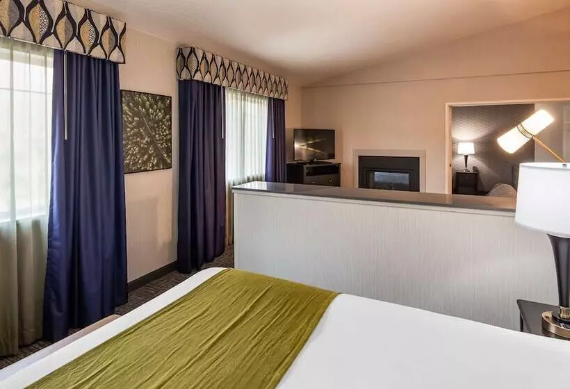 هتل Best Western Plus Grant Creek Inn