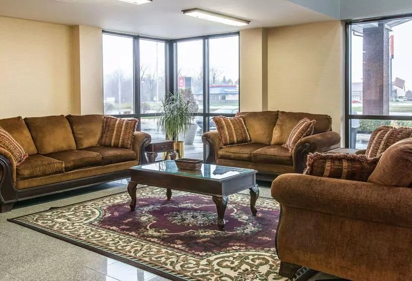 酒店 Clarion Inn I94 Near Expo Center