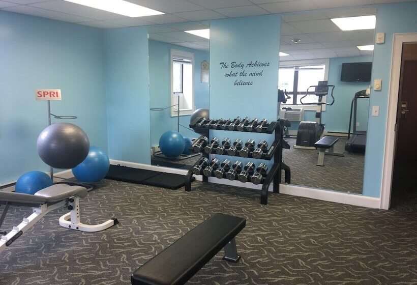 فندق Lakeside Inn