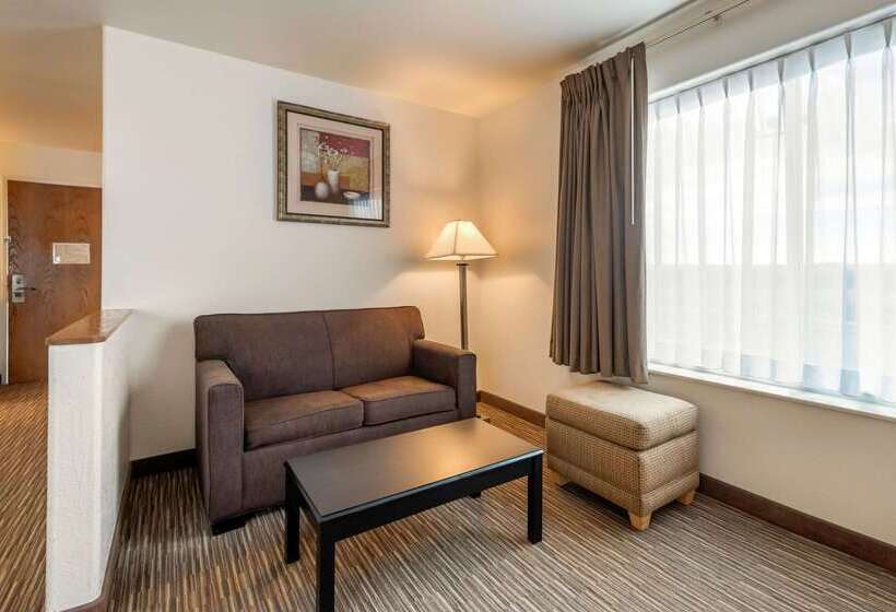 酒店 Quality Inn & Suites Limon