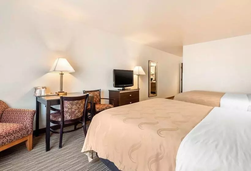 فندق Quality Inn & Suites Limon