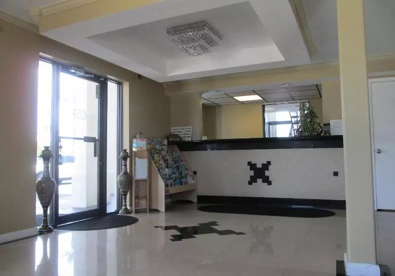 Отель Regency Inn Near Boardwalk & Hurlburt Field