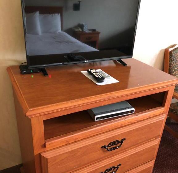 Отель The Ashley Inn Of Tillamook