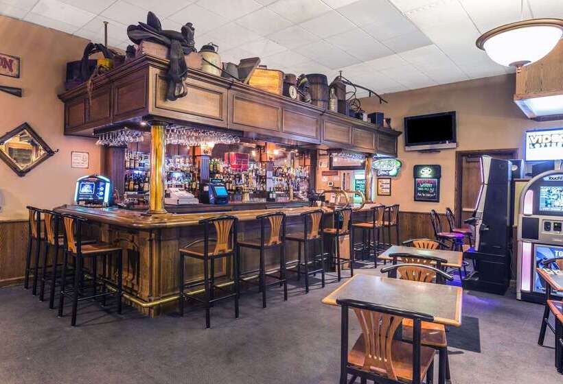 ホテル Travelodge By Wyndham Pioneer Villa