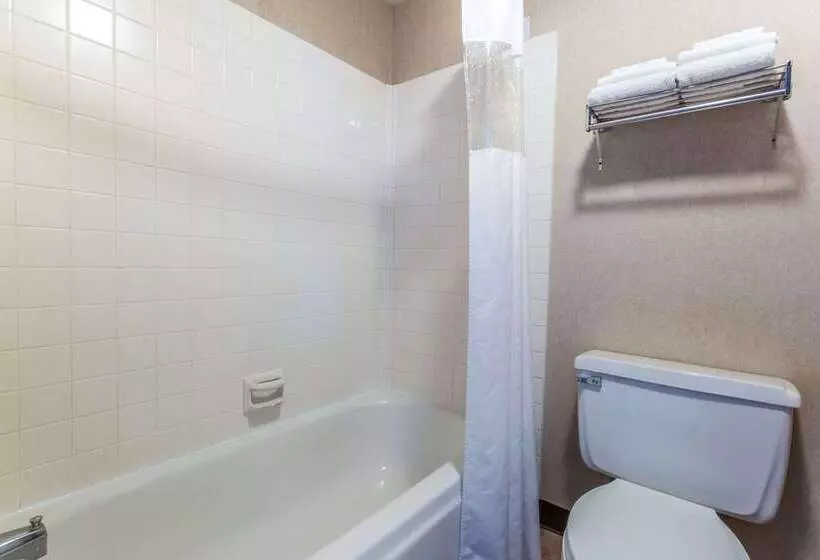 בית מלון כפרי Travelodge By Wyndham Pioneer Villa