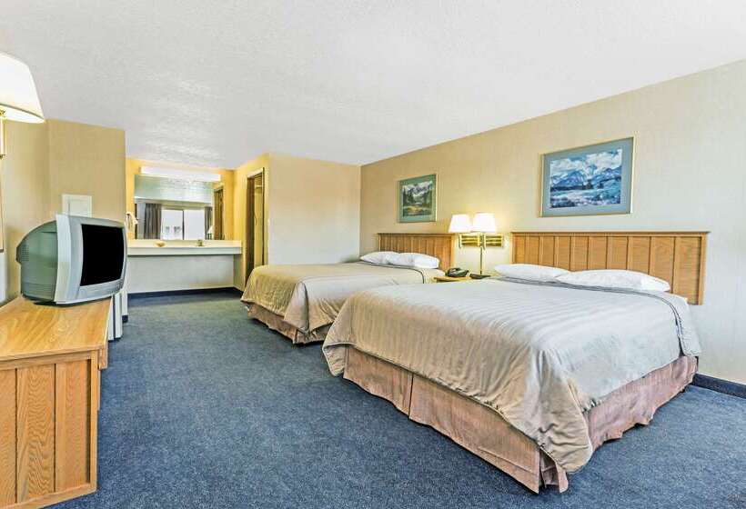 ホテル Travelodge By Wyndham Pioneer Villa