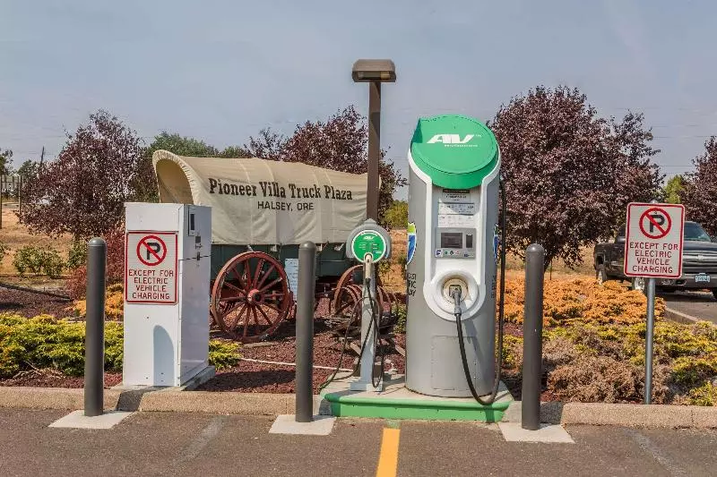 בית מלון כפרי Travelodge By Wyndham Pioneer Villa