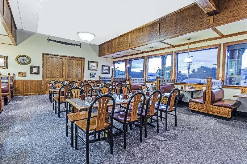 בית מלון כפרי Travelodge By Wyndham Pioneer Villa