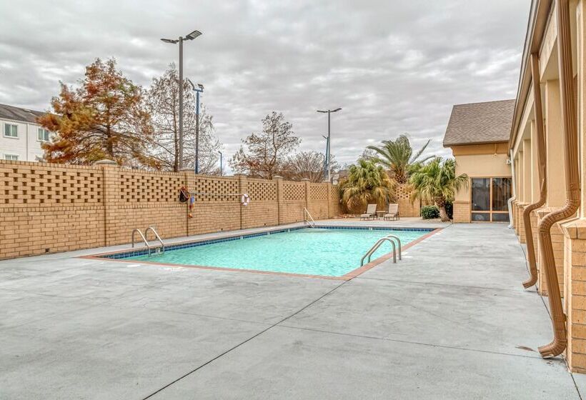 Hotel Trident Inn & Suites New Orleans