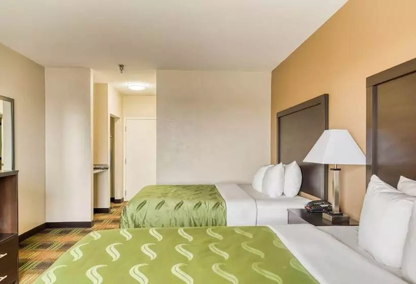 هتل Trident Inn & Suites New Orleans