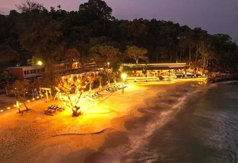 One Beach Resort