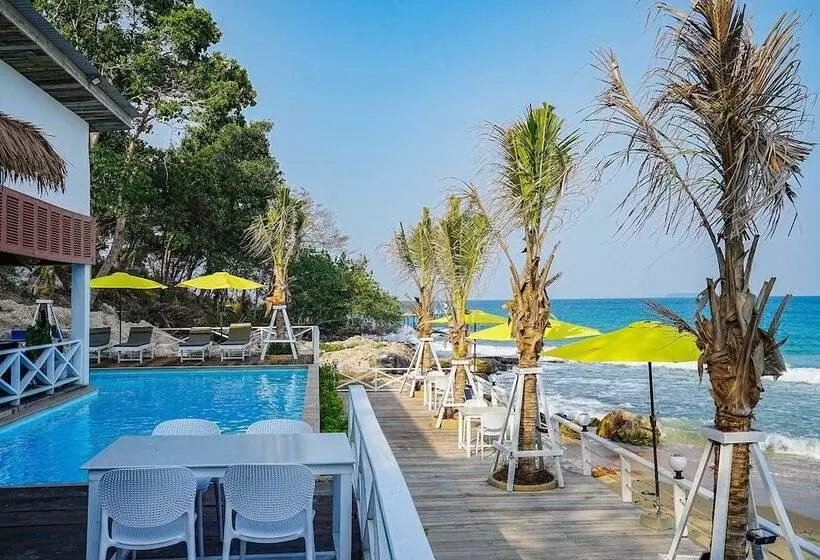One Beach Resort