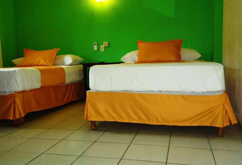 Szálloda Casa Mexicana Barra De Navidad