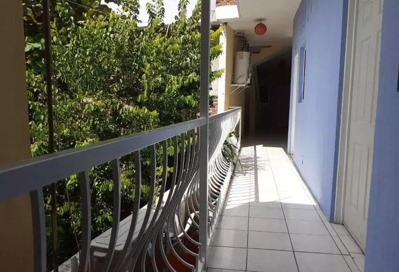 Hotelli Casa Mexicana Barra De Navidad