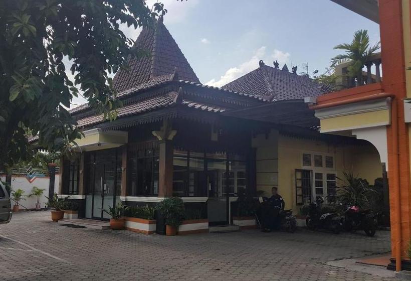 Отель Simpang Tujuh