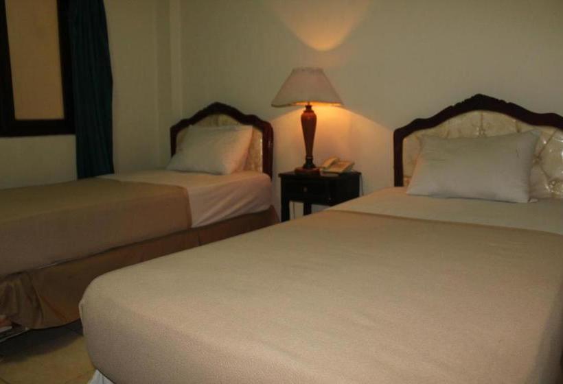 Отель Simpang Tujuh