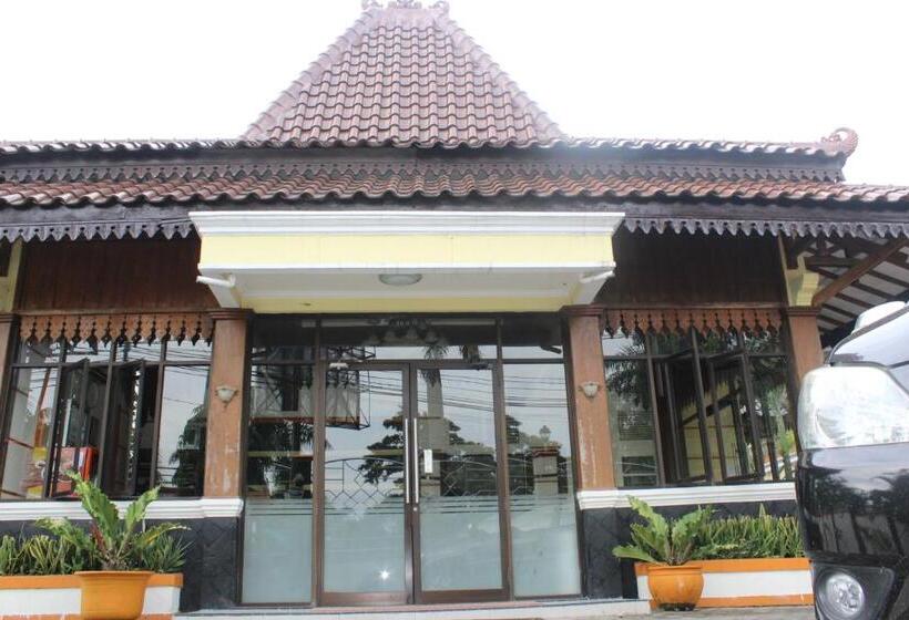 Отель Simpang Tujuh