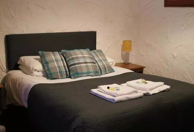 Retkeilymaja Black Dog Inn