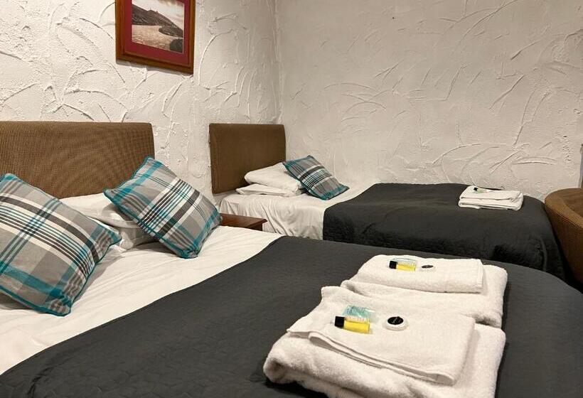 호스텔 Black Dog Inn