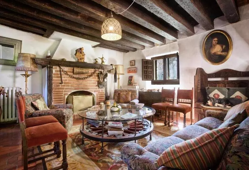 Hotelli Casa Palaciega El Cuartel