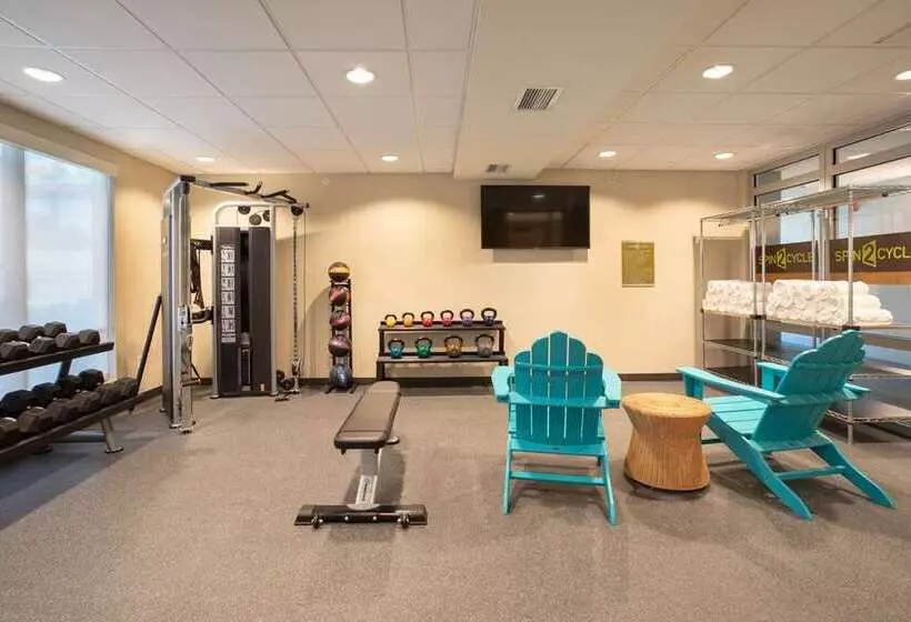 ホテル Home2 Suites By Hilton Omaha Un Medical Ctr Area