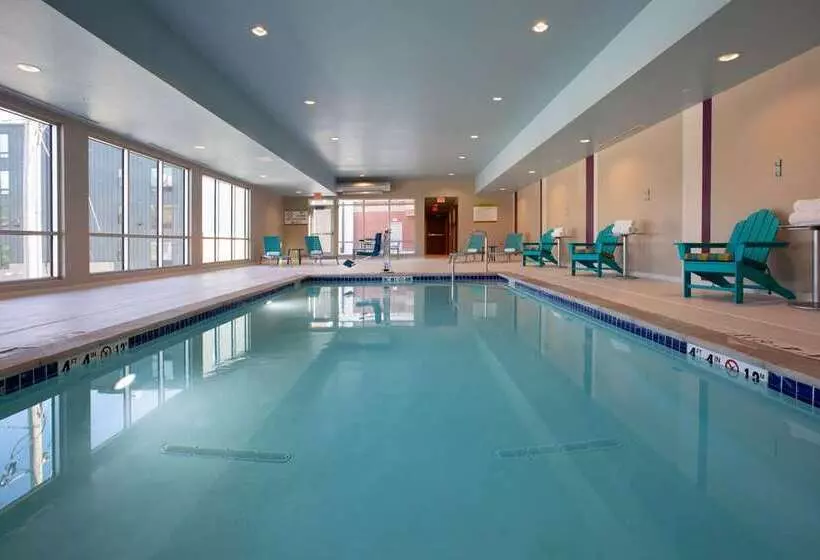 ホテル Home2 Suites By Hilton Omaha Un Medical Ctr Area