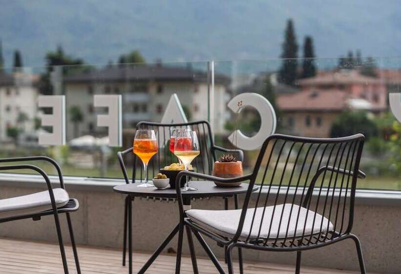 فندق Hoody Active & Happiness