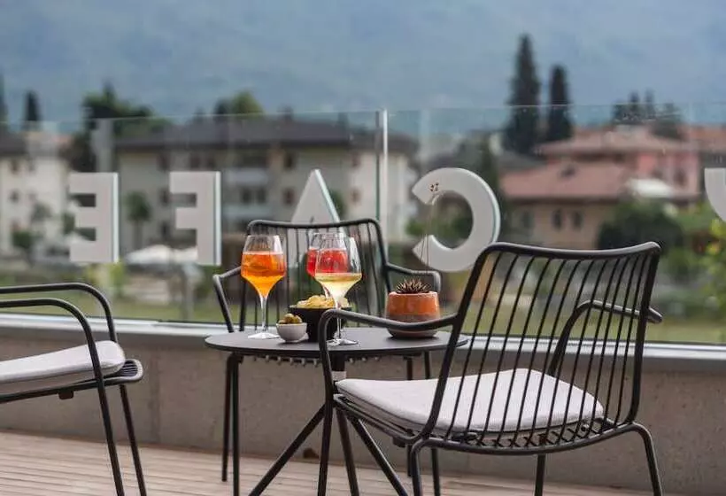 Hotelli Hoody Active & Happiness