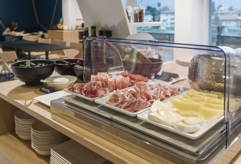 فندق Hoody Active & Happiness