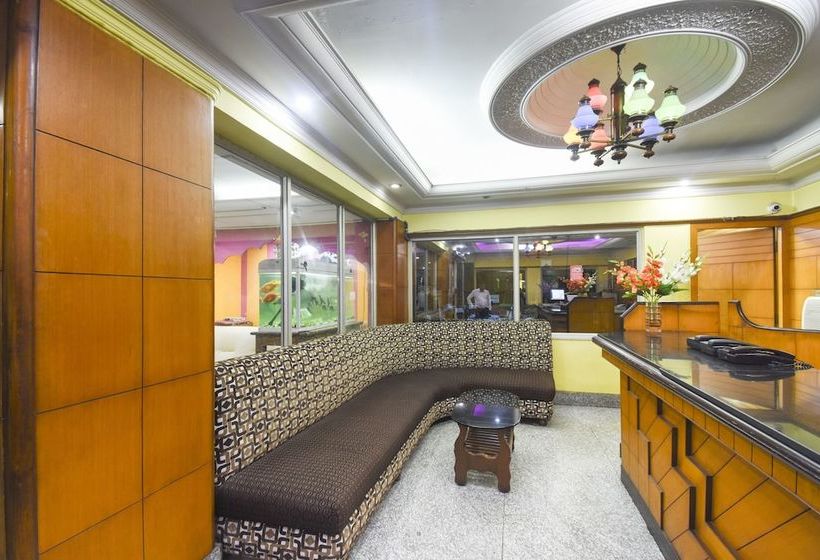 ホテル Oyo 60019  Classic Inn