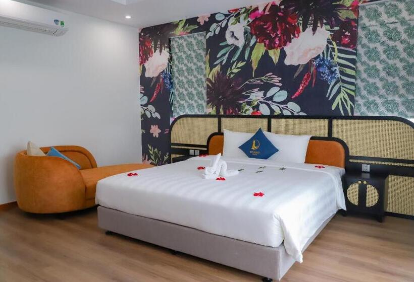 D Lioro Hotel & Resort