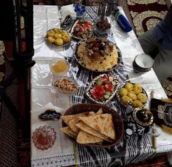 پانسیون Guest House Khiva Boyjon Ota